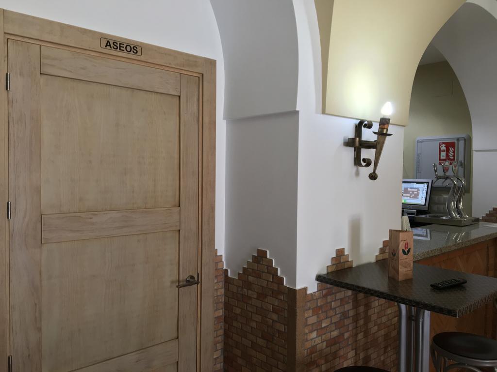 Hostal Los Encinares Villanueva de Córdoba Eksteriør bilde
